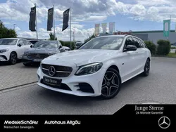 Unilack polarweiß Gebraucht 2021 Mercedes C300e AMG Kombi | 30.430 € (Fairer Preis)