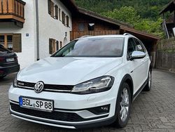 Weiß Gebraucht 2017 VW Golf Alltrack Kombi | 12.499 € (Fairer Preis)