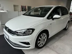 Weiß Gebraucht 2018 VW Golf Sportsvan Join Van / Kleinbus | 12.990 € (Fairer Preis)