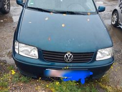 Blau Gebraucht 2001 VW Polo Kleinwagen | 850 € (Guter Preis)