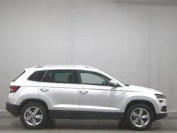 Weiss Gebraucht 2019 Skoda Karoq Soleil SUV | 18.980 € (Guter Preis)