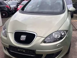 Grün Gebraucht 2005 Seat Altea Stylance Van / Kleinbus | 1.100 € (Fairer Preis)