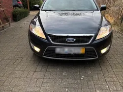 Grau Gebraucht 2010 Ford Mondeo Trend Kombi | 5.500 € (Teuer)
