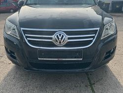 Schwarz Gebraucht 2010 VW Tiguan Sport SUV | 5.000 € (Guter Preis)