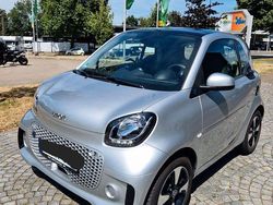 Silber Gebraucht 2021 Smart ForTwo Electric Drive Kleinwagen | 10.700 € (Fairer Preis)