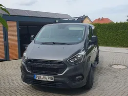 Grau Gebraucht 2020 Ford Tourneo Van / Kleinbus | 31.500 € (Fairer Preis)