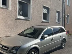 Silber Gebraucht 2005 Opel Vectra Edition Kombi | 1.900 € (Guter Preis)
