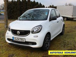 Weiß Gebraucht 2020 Smart ForFour Electric Drive Limousine | 9.950 € (Fairer Preis)
