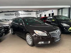 Braun Gebraucht 2010 Opel Insignia Sport Kombi | 5.990 € (Etwas zu teuer)