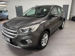 Grau Gebraucht 2017 Ford Kuga Titanium SUV | 15.950 € (Fairer Preis)