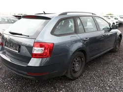 Quarzgrau metallic quarzgrau metallic Gebraucht 2020 Skoda Octavia Style Kombi | 21.865 € (Guter Preis)