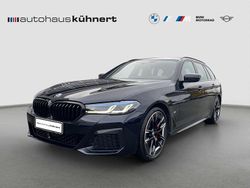 M carbonschwarz metallic Gebraucht 2022 BMW 530 M Sport Kombi | 47.455 €