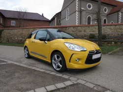 Schwarz Gebraucht 2012 Citroën DS3 Sport Chic Kleinwagen | 4.999 € (Etwas zu teuer)