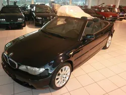 Schwarz Gebraucht 2005 BMW 330 Cabriolet Exclusive Cabrio | 7.900 €