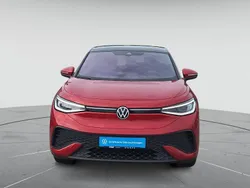 Kings red metallic Gebraucht 2025 VW ID.5 Pro SUV | 39.999 € (Superpreis)