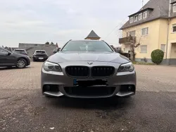 Blau Gebraucht 2011 BMW 525 Kombi | 8.600 €