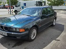 Grün Gebraucht 1997 BMW 520 Limousine | 1.500 € (Guter Preis)