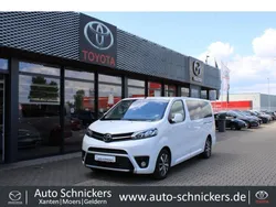 Weiss Gebraucht 2021 Toyota Proace Verso Comfort Kombi | 39.040 € (Teuer)