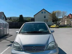 Mercedes A210