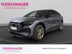 Grau Gebraucht 2022 Audi Q4 Sportback e-tron Edition .1 SUV | 41.490 € (Guter Preis)