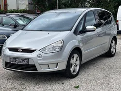 Silber Gebraucht 2008 Ford S-MAX Titanium Van / Kleinbus | 3.399 € (Fairer Preis)