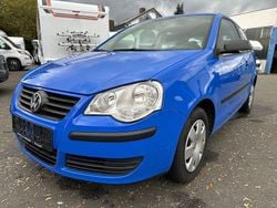 Blau Gebraucht 2006 VW Polo Trendline Kleinwagen | 2.899 € (Fairer Preis)