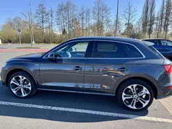 Grau Gebraucht 2020 Audi Q5 SUV | 44.000 €
