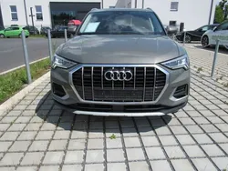 Grau Gebraucht 2020 Audi Q3 Advanced SUV | 23.290 € (Guter Preis)