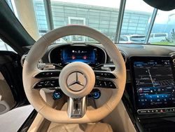 Schwarz Gebraucht 2023 Mercedes SL63 AMG AMG Cabrio | 138.500 € (Fairer Preis)