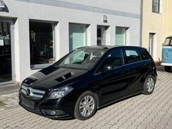 Schwarz Gebraucht 2012 Mercedes B180 Van / Kleinbus | 10.900 € (Fairer Preis)