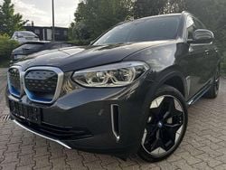 Grau Gebraucht 2021 BMW iX3 Impressive SUV | 32.990 € (Fairer Preis)