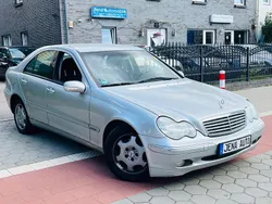 Silber Gebraucht 2003 Mercedes C200 Elegance Limousine | 2.299 € (Guter Preis)