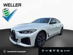 Mineralweiß (weiß) Gebraucht 2023 BMW i4 Comfort Edition Limousine | 46.650 € (Superpreis)