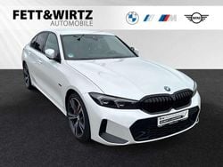 Weiß Gebraucht 2024 BMW 320e M Sport Limousine | 40.800 € (Teuer)