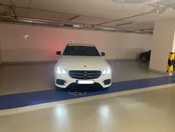 Weiß Gebraucht 2019 Mercedes E220 AMG Limousine | 25.990 € (Superpreis)