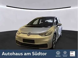 Scale silver metallic/schwarz (metallic) Gebraucht 2023 VW ID.3 Pro Performance Kleinwagen | 28.980 € (Etwas zu teuer)