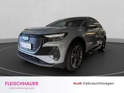 Grau Gebraucht 2022 Audi Q4 Sportback e-tron Advanced SUV | 33.990 € (Fairer Preis)