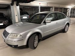 Silber Gebraucht 2003 VW Passat Highline Limousine | 1.900 € (Superpreis)