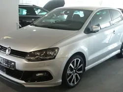 Silber Gebraucht 2015 VW Polo Highline Kleinwagen | 10.500 € (Fairer Preis)