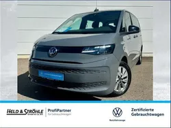 Grau Gebraucht 2023 VW Multivan Basis Van / Kleinbus | 45.940 €