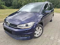 Blau Gebraucht 2019 VW Touran Van / Kleinbus | 7.290 €