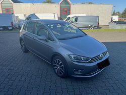 Grau Gebraucht 2014 VW Golf Sportsvan Highline Van / Kleinbus | 14.699 € (Teuer)