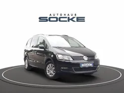 Deep black perleffekt Gebraucht 2019 VW Sharan Comfortline Van / Kleinbus | 29.485 € (Fairer Preis)