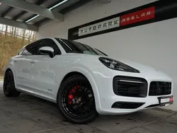 Weiß Gebraucht 2022 Porsche Cayenne SUV | 94.880 € (Guter Preis)