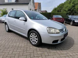 Silber Gebraucht 2005 VW Golf V Limousine | 2.499 € (Fairer Preis)