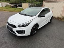 Weiß Gebraucht 2013 Kia Ceed GT First Edition Limousine | 9.000 € (Guter Preis)