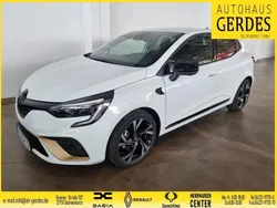 Weiß Neu 2024 Renault Clio V Engineered Limousine | 23.990 € (Fairer Preis)