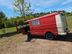 Rot Gebraucht 1987 VW LT Van / Kleinbus | 7.500 €