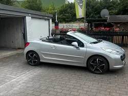 Silber Gebraucht 2009 Peugeot 207 CC Cabrio | 1.650 € (Superpreis)