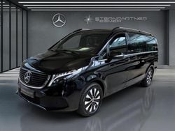 Obsidianschwarz metallic Gebraucht 2024 Mercedes EQV300 Avantgarde Van / Kleinbus | 49.444 € (Guter Preis)